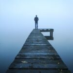 Encontrando la plenitud: Consejos para disfrutar de los 50 años en soledad